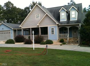 1104 N Hicks Rd, Toccoa, GA 30577