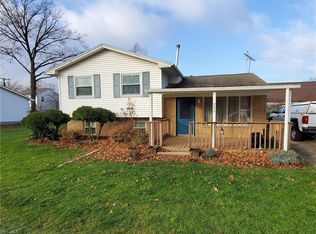 224 Berkshire Rd, Vermilion, OH 44089