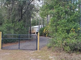 10305 Baylor Ave, Hastings, FL 32145