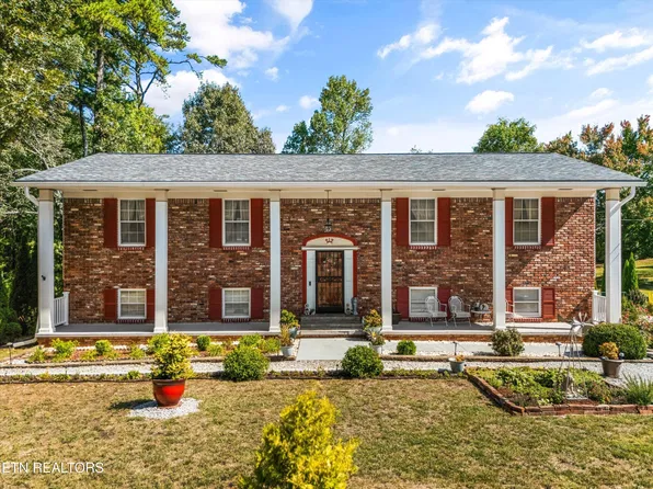212 Cogdill Rd, Knoxville, TN 37922