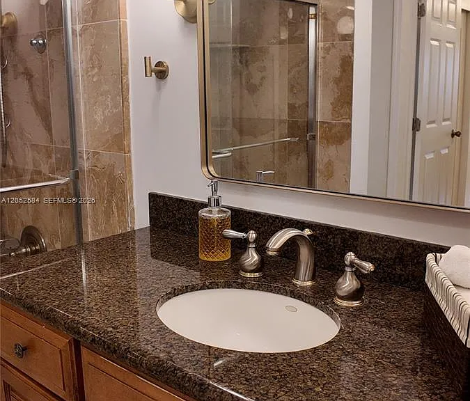 900 Greensward Ln #111-G — Photo 23