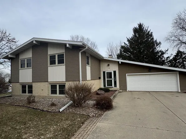 1309 Kuhle Dr, Sun Prairie, WI 53590