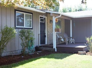 5213 D St, Springfield, OR 97478