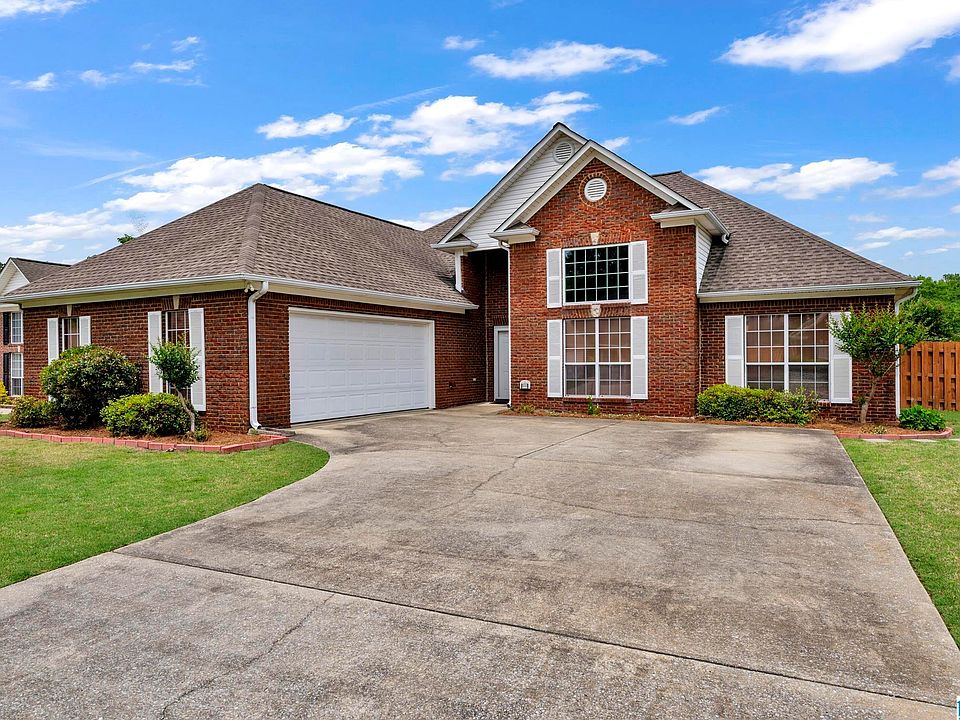 1st image of 126 Berkshire Manor Cir