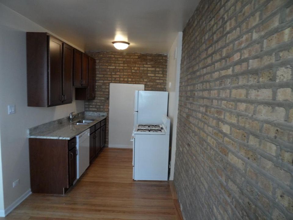 1st image of 6150 N Winthrop Ave APT 347
