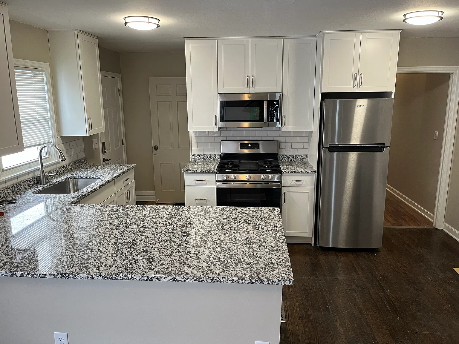 1205 Oxford St — Photo 1
