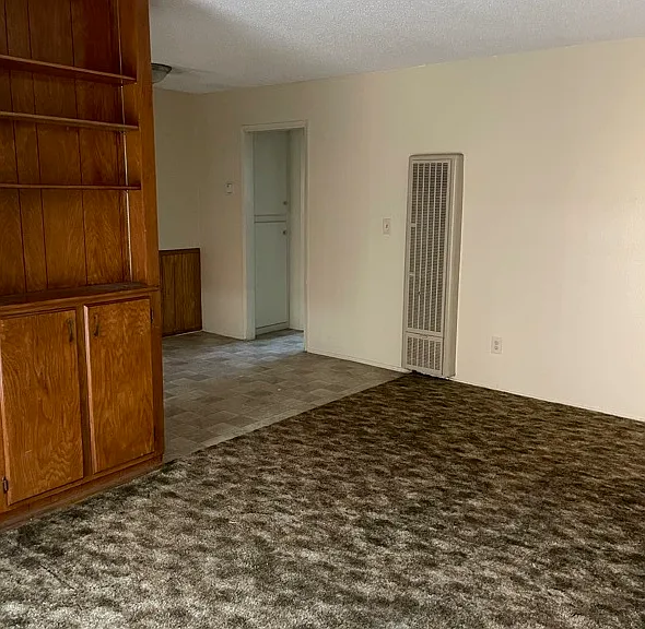 4658 E Mountain View Dr #3 — Photo 5