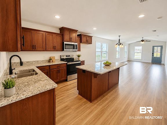 2nd image of 2036 W Union Ave