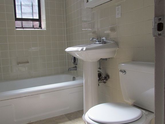 4th image of 585 E 21st St APT 5B