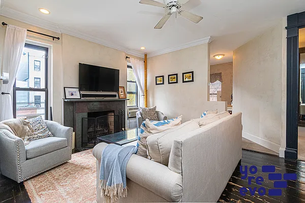 Sold by Yoreevo, LLC | media 10