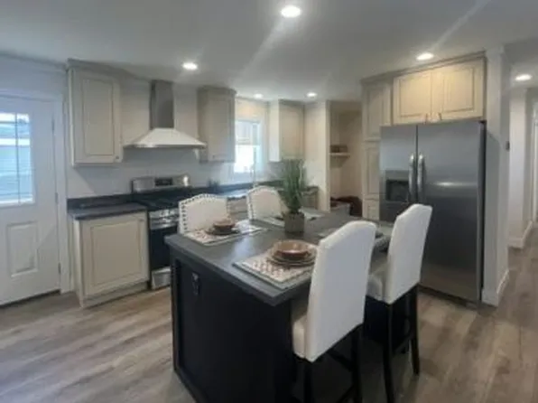 493 Cimarron #493, Lake Elmo, MN 55042