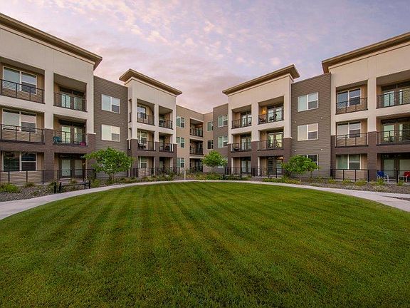 5th image of 4690 S Lakeshore Dr APT 1136