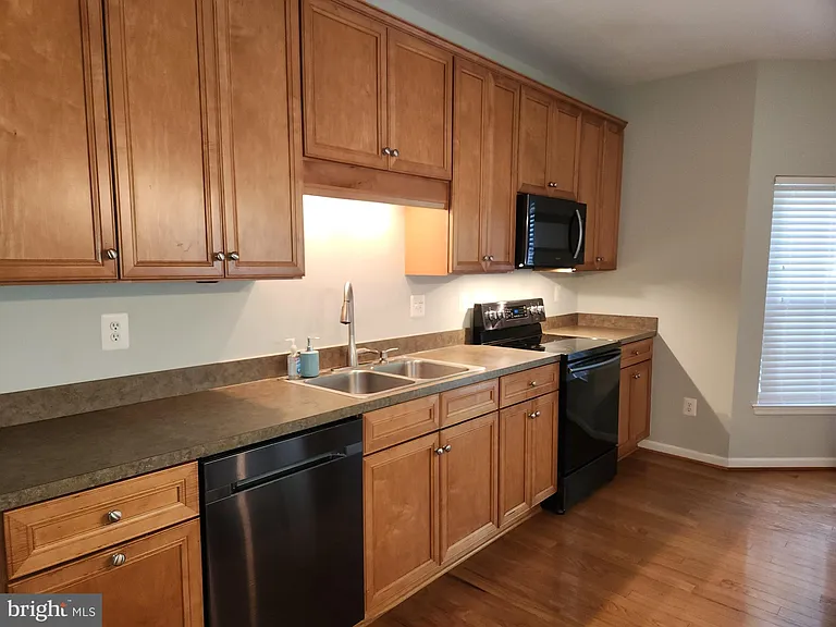 23431 Dahlia Cir — Photo 9
