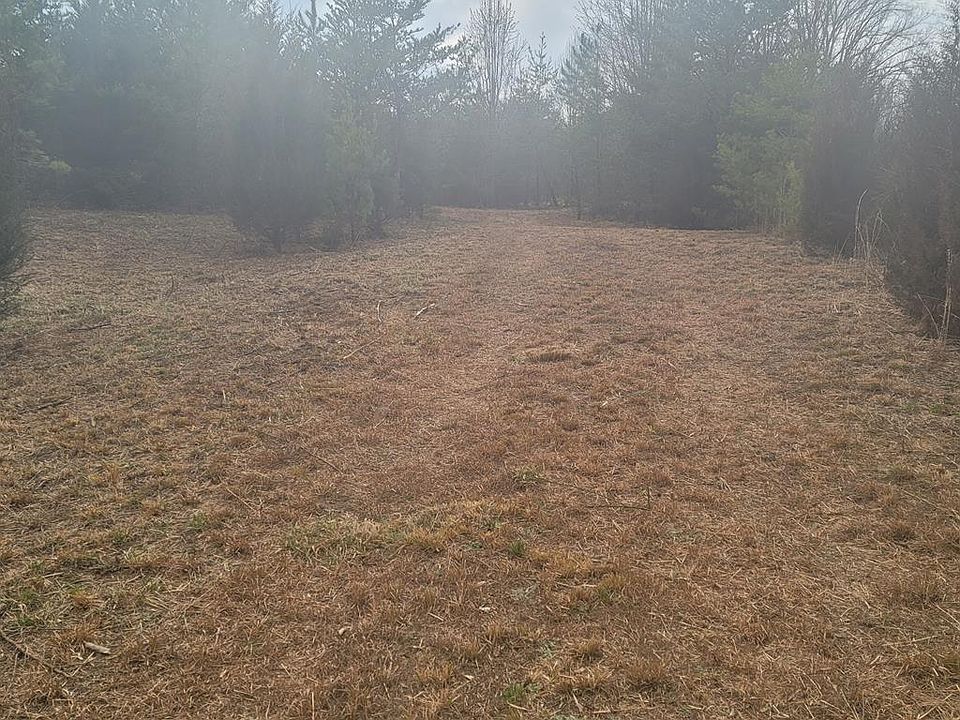 1st image of 135 Thornwood Dr