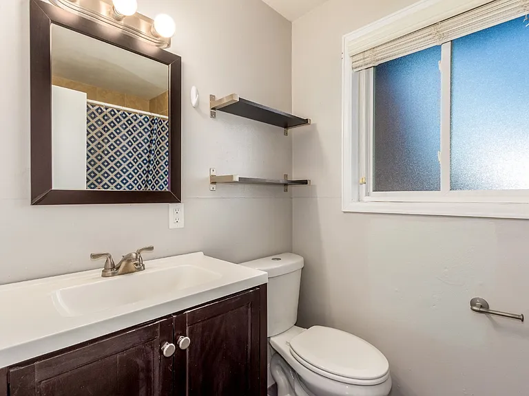 3035 S Bannock St — Photo 9