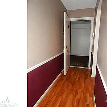 5th image of 1040 Grenoble Ln Unit B