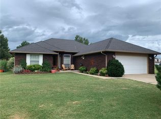 3905 Woodmark Dr, Harrah, OK 73045