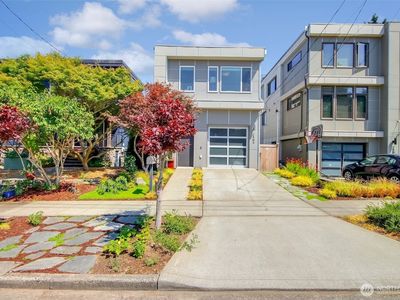 2304 Walnut Avenue SW, Seattle, WA, 98116