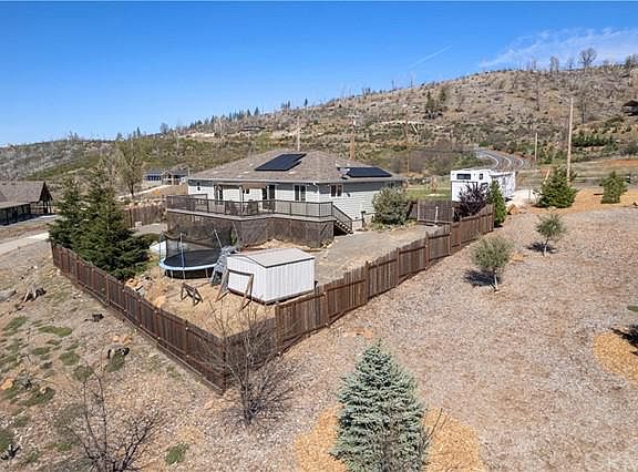 5th image of 15525 Summit Dr