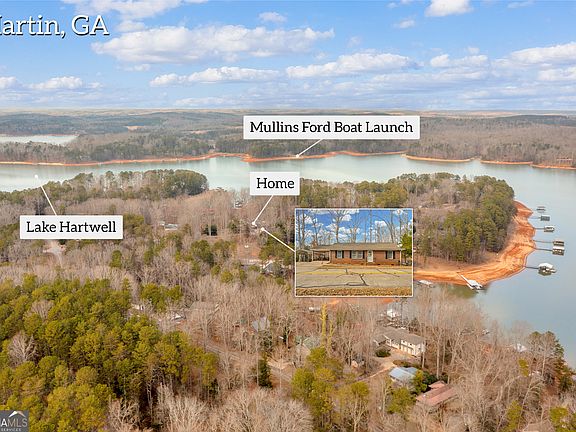 4th image of 495 Imperial Dr