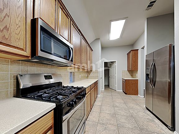 3rd image of 4616 Keith Dr
