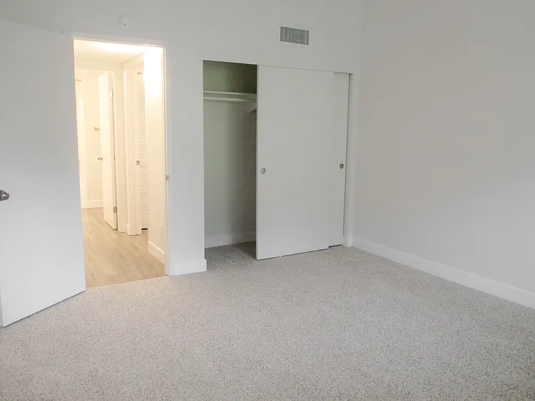 Plan C, 2br,2ba, Guest Room