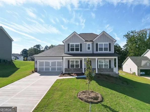 454 Banff Dr, Winder, GA 30680