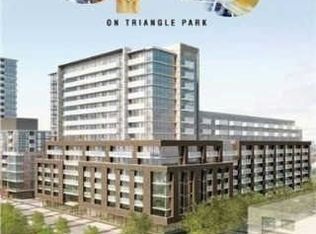 68 Abell St #1705, Toronto, ON M6J 0B1
