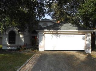 1524 Spinningwheel Dr, Lutz, FL 33559