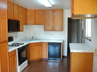 871 Falcon Ln, Redlands, CA 92374