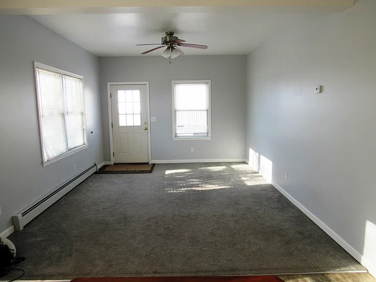 1089 Pulaski Hwy — Photo 2