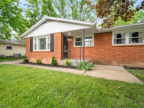 2nd image of 3039 Starlite Dr NW
