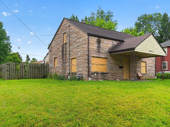 5th image of 2025 Aberdeen Ave