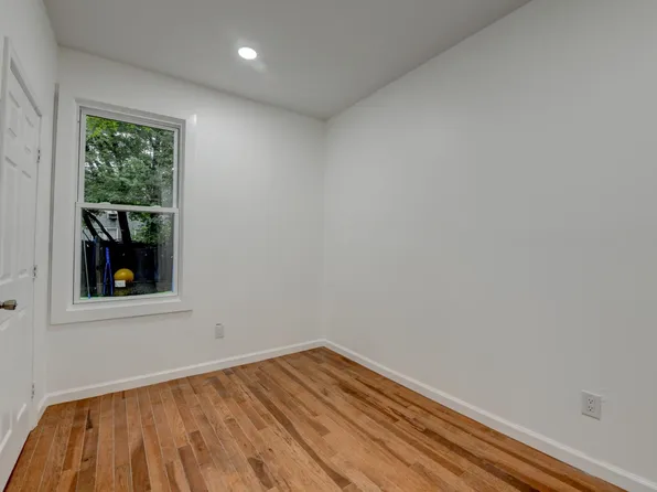 37 Logan Avenue image 9 of 30