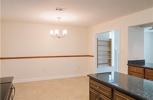 5th image of 139 Lakewood Dr