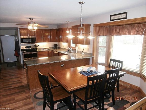 2nd image of 6910 Kathleen Dr