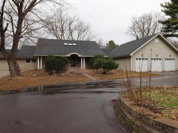 31300 Oasis Rd, Center City, MN 55012