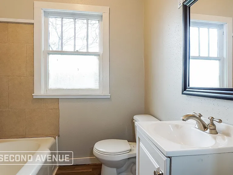 4105 Avenue Q — Photo 9