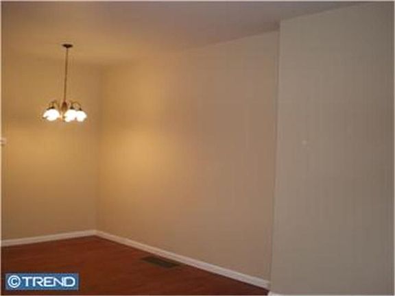 3rd image of 2419 S Chadwick St