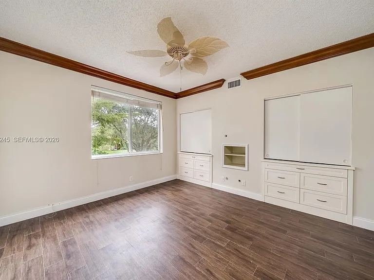 8040 Sanibel Dr #8040 — Photo 12