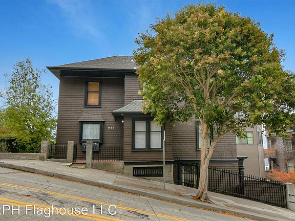 3rd image of 1656 Taylor St APT 2