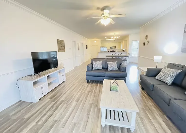 4825 Luster Leaf Cir #201 — Photo 14