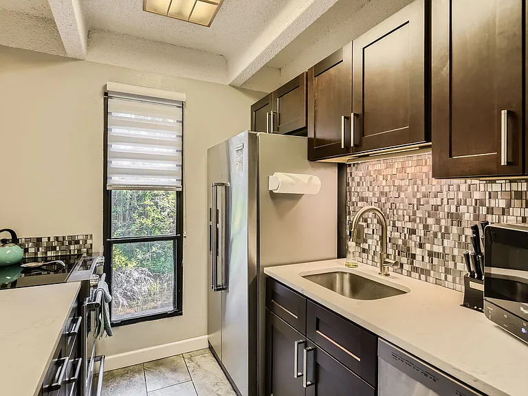 222 Creekside Dr #204A — Photo 9