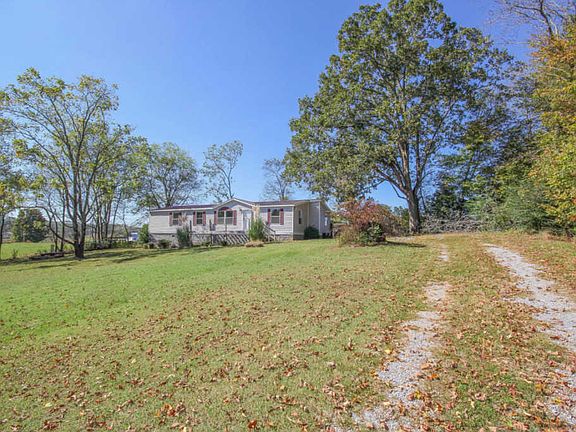 3rd image of 820 Old McGinley Dr