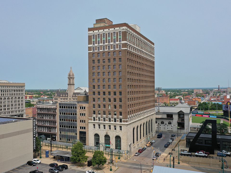 Marin Building