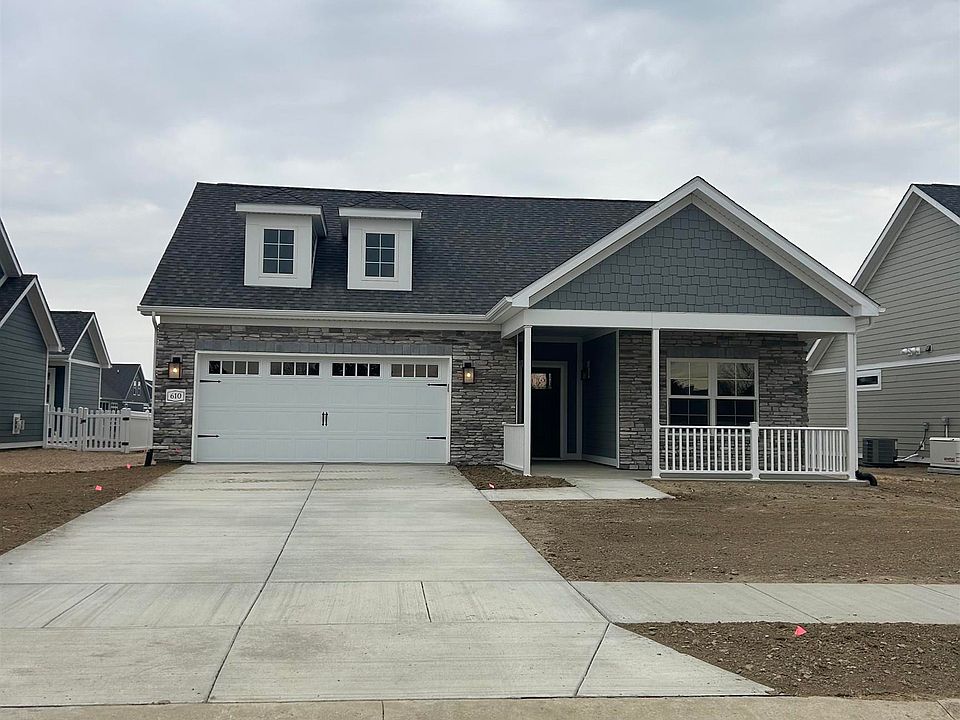 1st image of 610 Tamarind Dr
