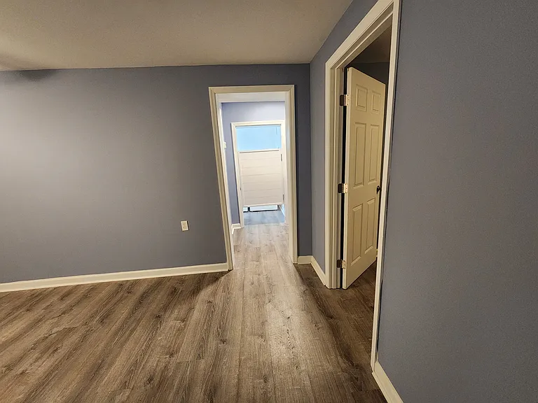 1603 Richards St — Photo 5