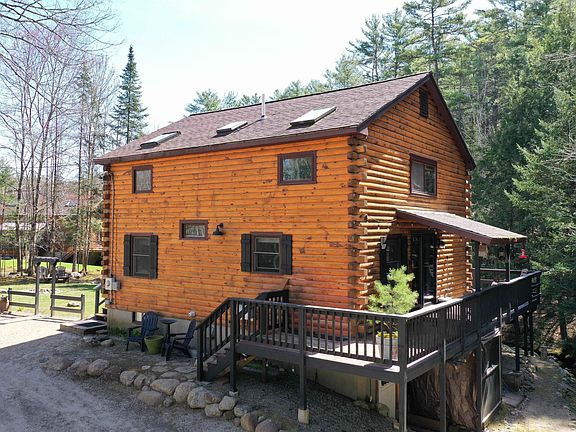 4th image of 210 Valley Road