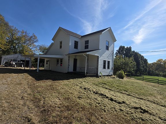 3rd image of 2038 Gephart Rd