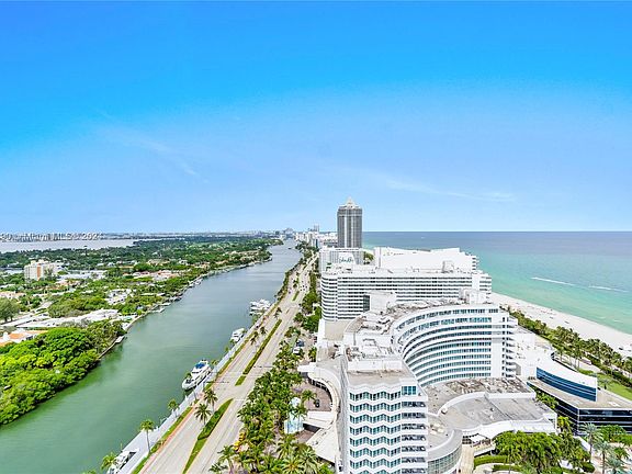 4th image of 4401 Collins Ave #2911